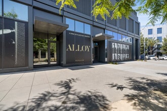 525 S Santa Fe Ave, Los Angeles, CA for lease Building Photo- Image 2 of 6