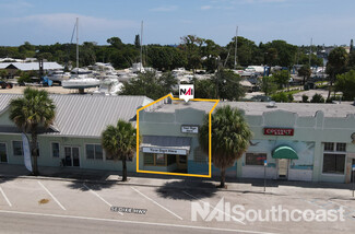 Plus de détails pour 4783 SE Dixie Hwy, Stuart, FL - Vente au détail à louer