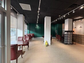 33-41 Mamaroneck Ave, White Plains, NY à louer Photo intérieure- Image 2 de 12