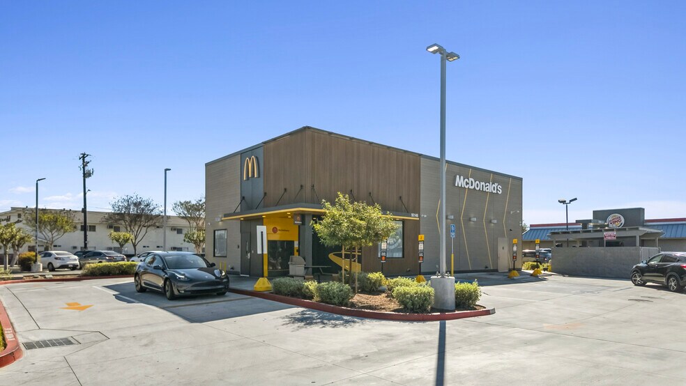 10146 Artesia Blvd, Bellflower, CA à vendre - Photo du bâtiment - Image 2 de 11
