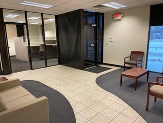 Plus de détails pour 1577 N Airport Rd, Fremont, NE - Industriel à louer