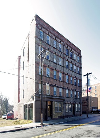 Plus de détails pour 90-92 Vark St, Yonkers, NY - Multi-résidentiel à vendre