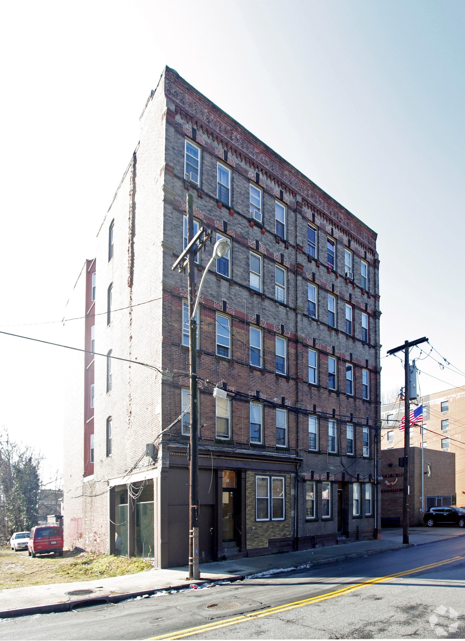 90-92 Vark St, Yonkers, NY for sale Primary Photo- Image 1 of 3