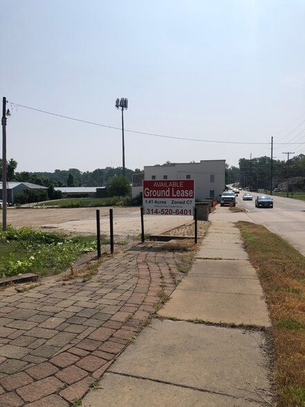 16659 Old Chesterfield Rd, Chesterfield, MO for sale - Building Photo - Image 2 of 5