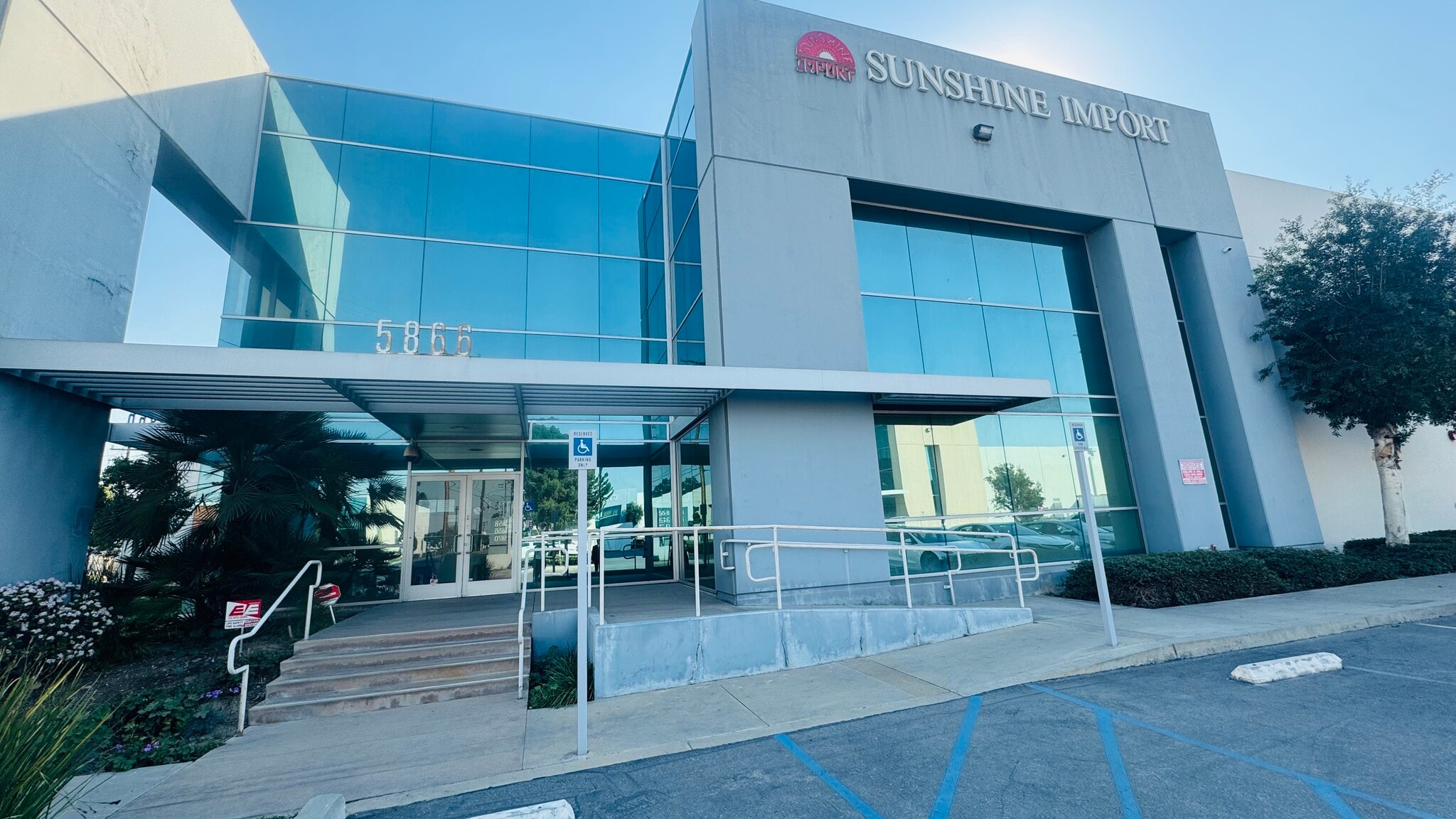 5866 Smithway St, Commerce, CA for lease Building Photo- Image 1 of 7