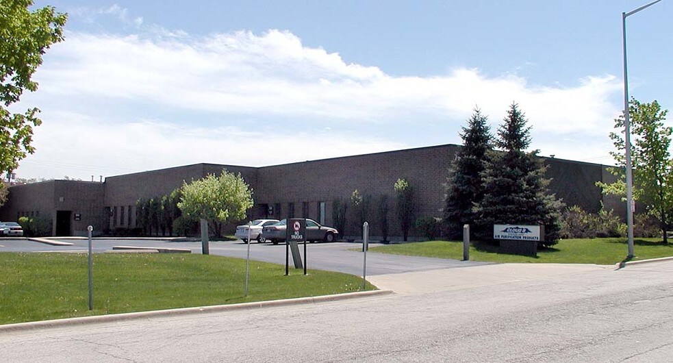 755-777 Edgewood Ave, Wood Dale, IL à louer - Photo du bâtiment - Image 3 de 9