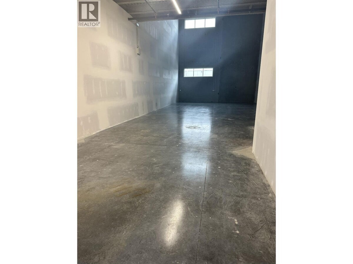 23251 Fraserwood Way, Richmond, BC V6V 1E3 - Unité 208 -  - Photo intérieure - Image 1 of 4