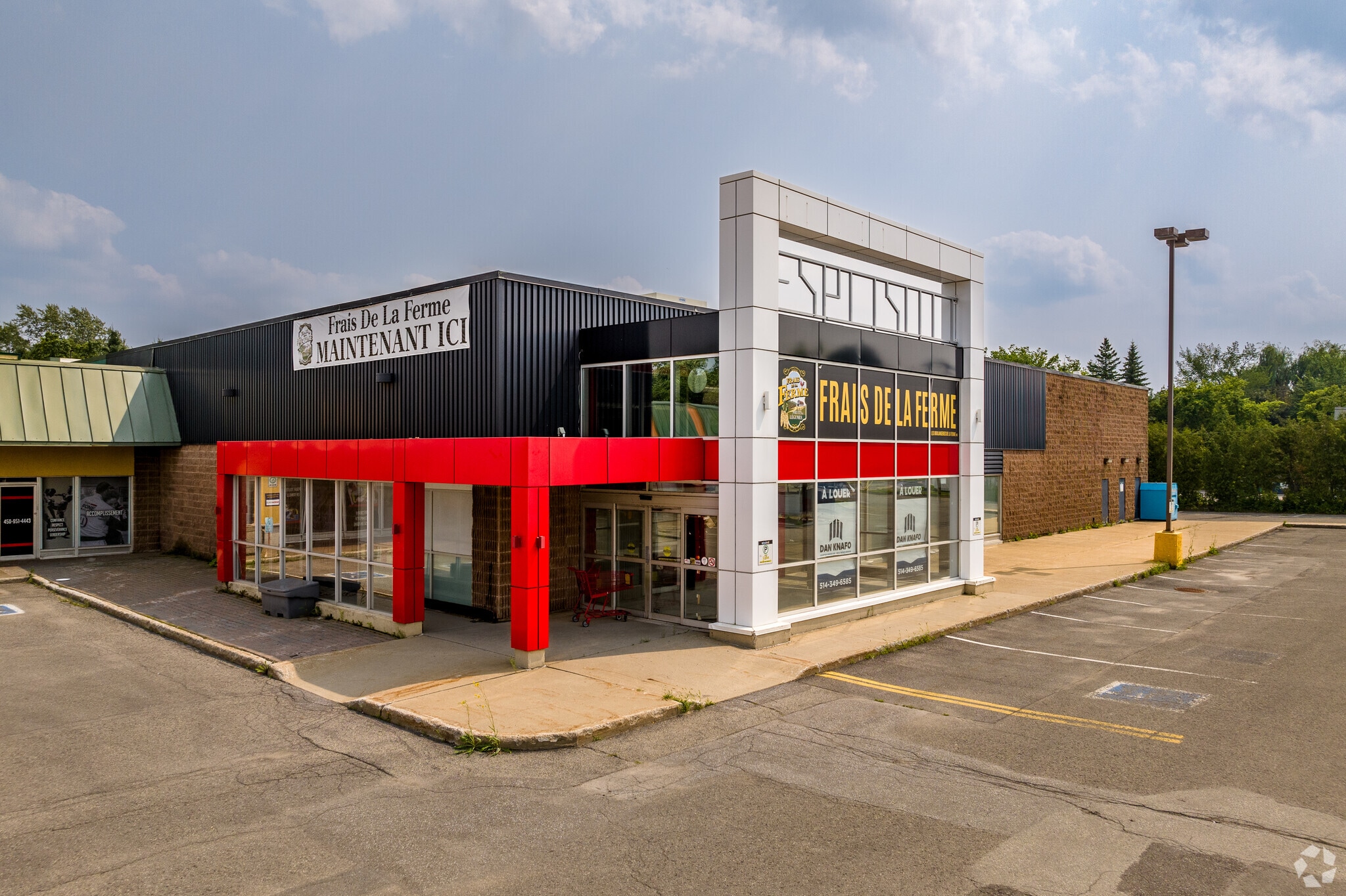 370 Ch Grande-Côte, Boisbriand, QC for lease Primary Photo- Image 1 of 11