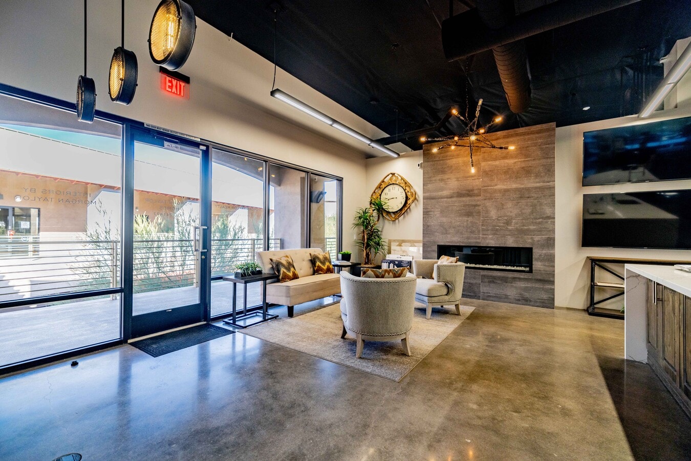 10045 E Dynamite Blvd, Scottsdale, AZ 85262 - Unité 205,210,215,220 - - Photo intérieure - Image 2 of 5