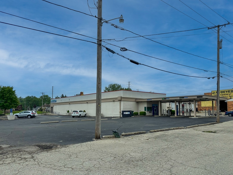 1 E Main St, Trotwood, OH à vendre - Photo principale - Image 1 de 2