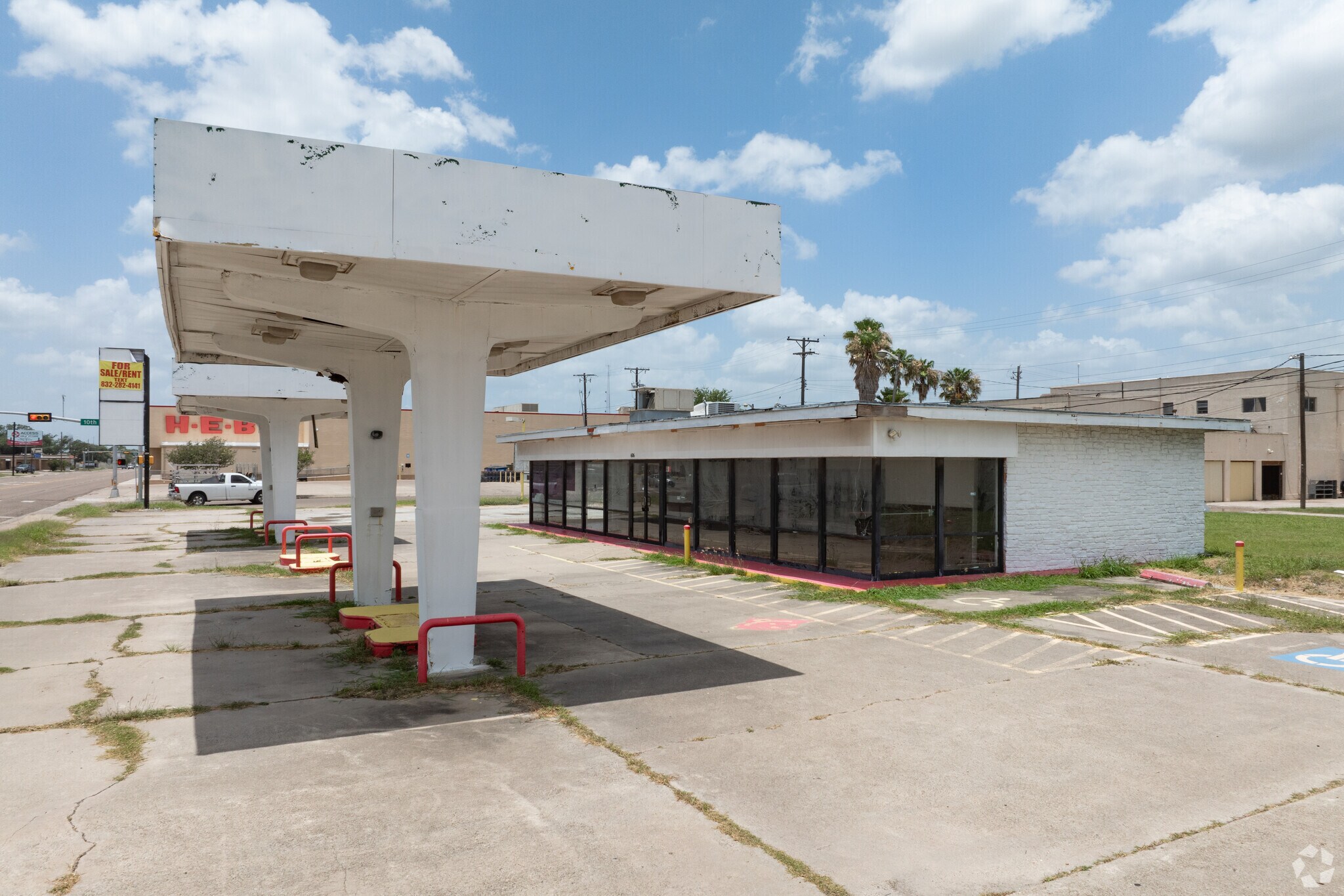 606 E King Ave, Kingsville, TX for sale Building Photo- Image 1 of 29