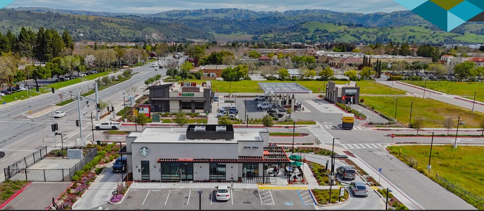 Cochrane Rd & Butterfield Blvd, Morgan Hill, CA à vendre - Photo du bâtiment - Image 2 de 2