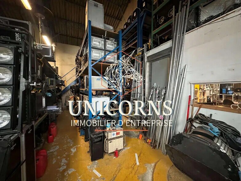 Industrial in Colomiers for lease - Interior Photo - Image 2 of 5