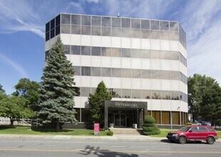 5181 Rue d'Amiens, Montréal, QC à louer Photo du bâtiment- Image 1 de 8