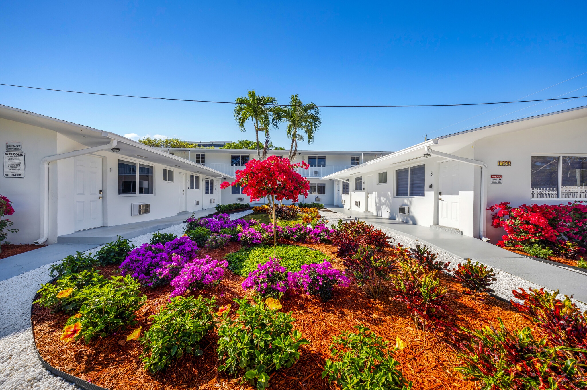 1300 NE 110th St, Miami, FL for sale Primary Photo- Image 1 of 26