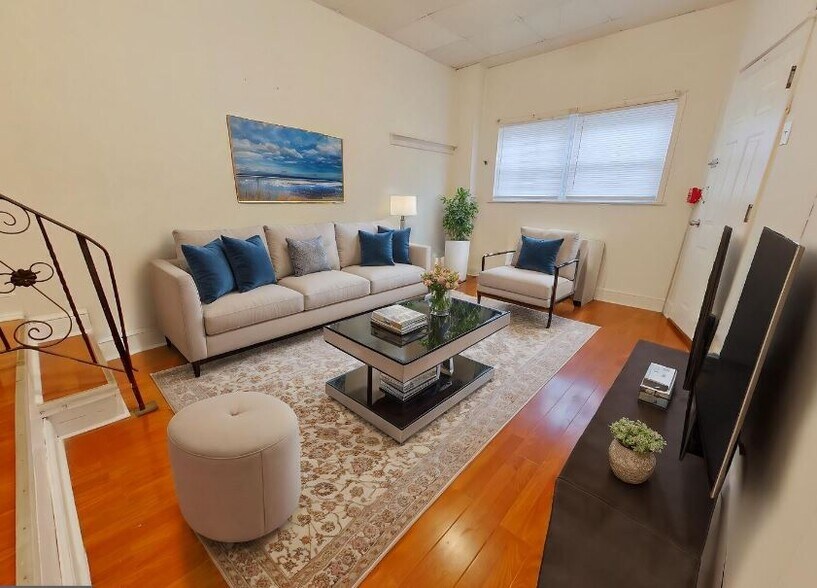 613 S 52nd St, Philadelphia, PA à vendre - Photo du bâtiment - Image 2 de 37