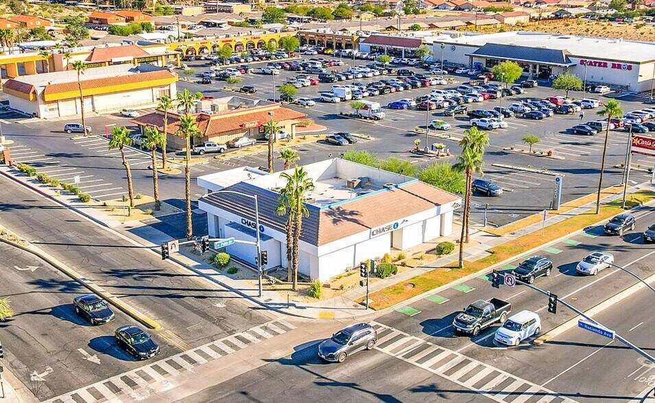 13180-13190 Palm Dr, Desert Hot Springs, CA à vendre - Photo du bâtiment - Image 2 de 6