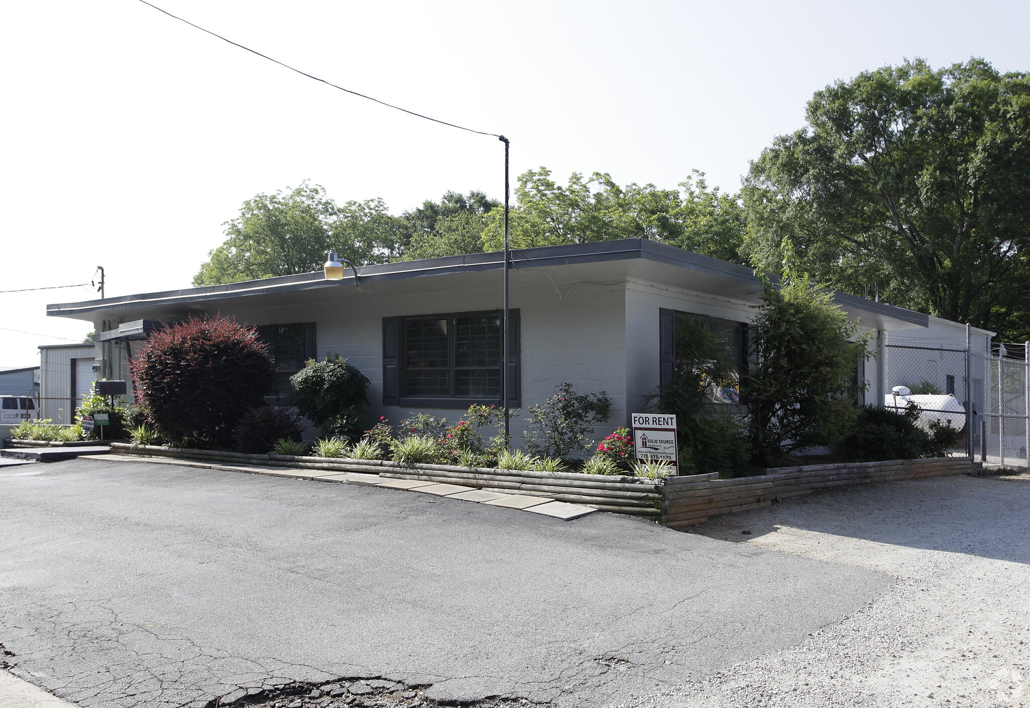 804 & 808 Avon Ave portfolio of 2 properties for sale on LoopNet.ca Building Photo- Image 1 of 7