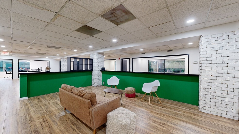 14 E Washington St, Orlando, FL for lease - Matterport 3D Scan - Image 2 of 7