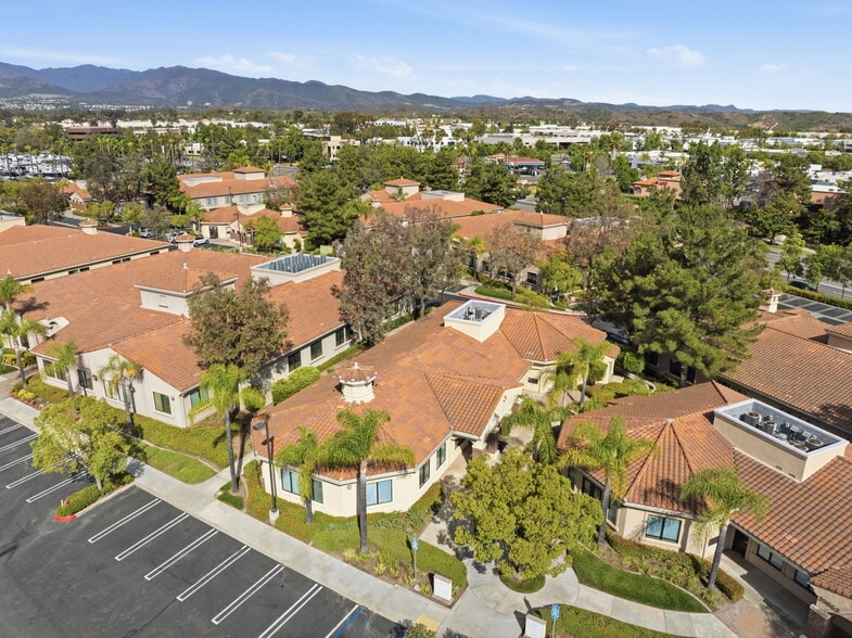 29873 Santa Margarita Pky, Rancho Santa Margarita, CA for sale - Building Photo - Image 2 of 6