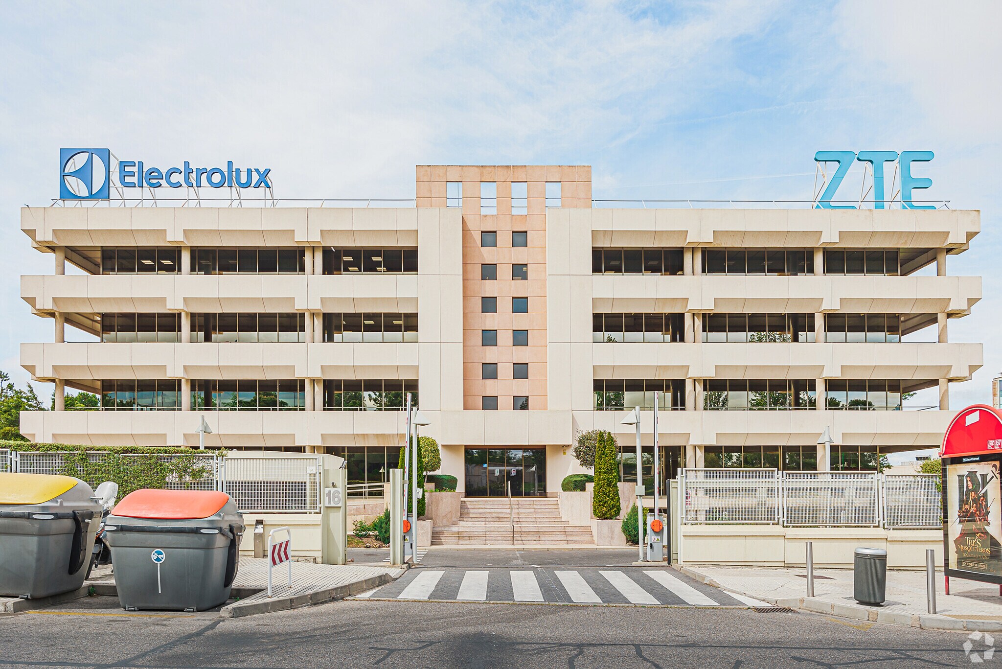 Networkia Moraleja, Avda. Europa, 16, Alcobendas, Madrid for lease Primary Photo- Image 1 of 9