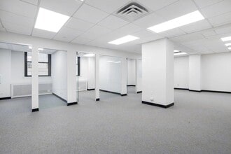 299 Broadway, New York, NY à louer Photo intérieure- Image 2 de 3