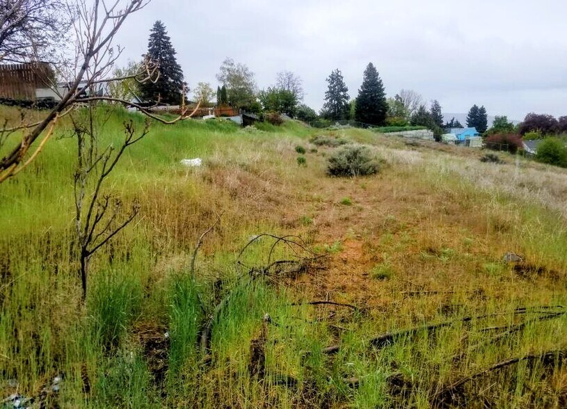 222 Kenwood st, Omak, WA à vendre - Photo du bâtiment - Image 3 de 16