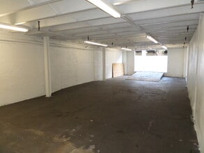 1107-1117 E Van Buren St, Phoenix, AZ for lease Interior Photo- Image 2 of 8