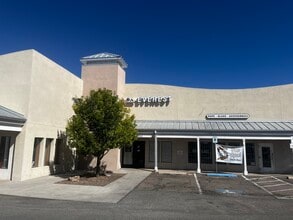 3961-3965 Cerrillos Rd, Santa Fe, NM à louer Photo intérieure- Image 2 de 3