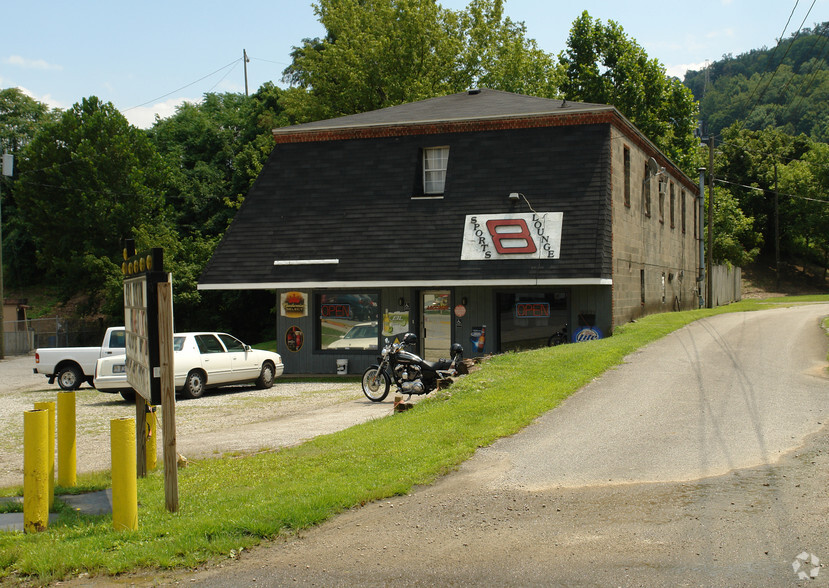 9921 Maccorkle Ave, Charleston, WV à louer - Photo du bâtiment - Image 2 de 8