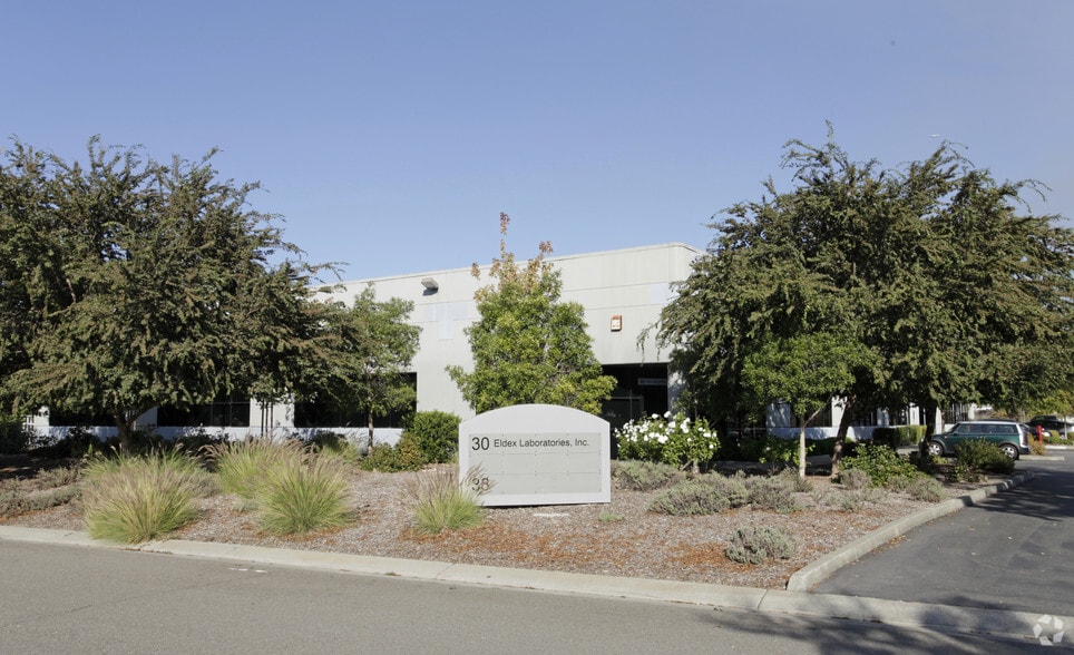 30-38 Executive Ct, Napa, CA for lease - Building Photo - Image 3 of 4