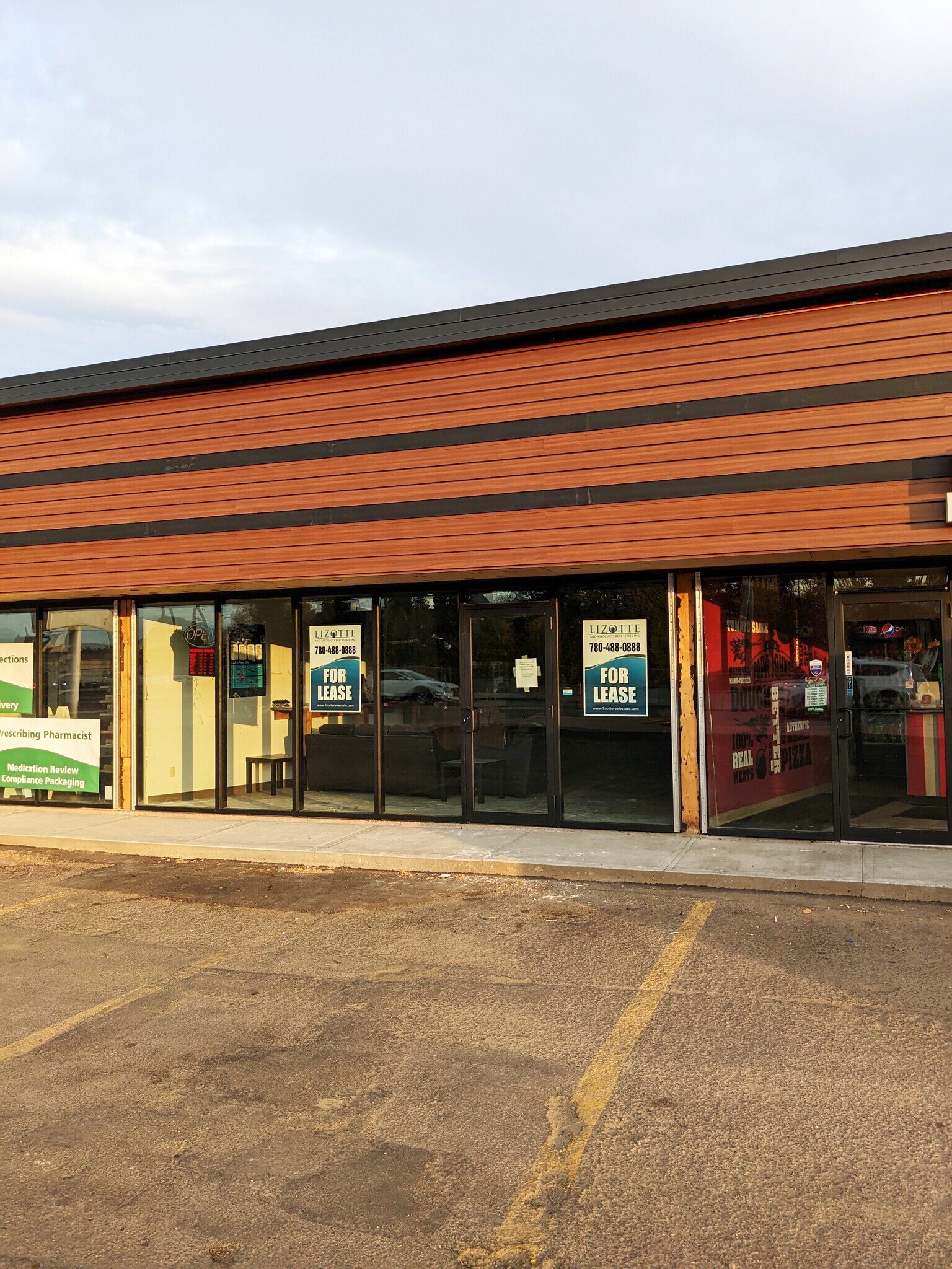 14804-14836 Stony Plain Rd NW, Edmonton, AB for sale Building Photo- Image 1 of 1