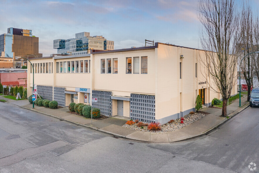 12 3rd Ave E, Vancouver, BC for lease - Building Photo - Image 1 of 29