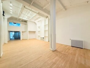 348 W 36th St, New York, NY for lease Interior Photo- Image 1 of 11