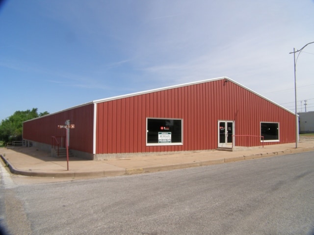 218 W 3rd St, Sweetwater, TX à vendre - Photo du bâtiment - Image 2 de 9
