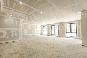 3043 31st St, Long Island City, NY for lease Interior Photo- Image 1 of 10