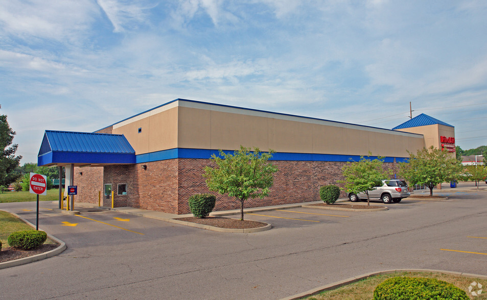 1320 E Stroop Rd, Kettering, OH for lease - Building Photo - Image 3 of 12