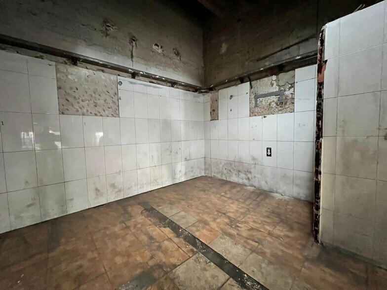 Industrial in Sabadell, Barcelona for sale - Interior Photo - Image 3 of 3