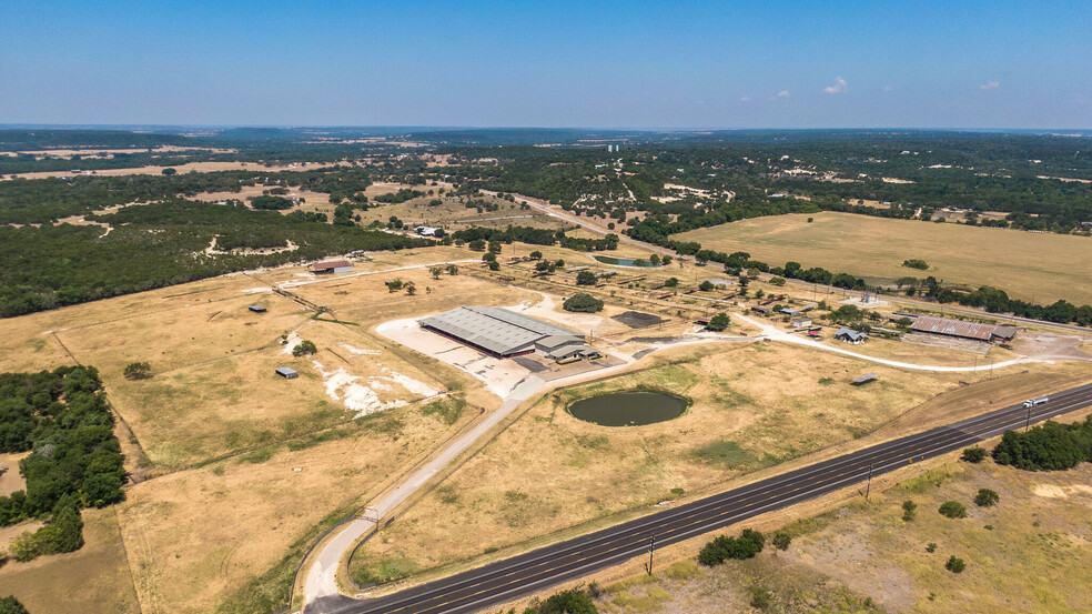 3199 & 3275 Hwy 6, Clifton, TX for sale - Building Photo - Image 1 of 1