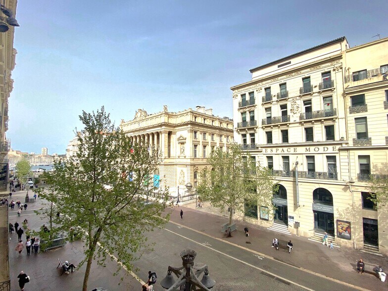 18-20 Voie La Canebiere, Marseille à louer - Photo du bâtiment - Image 3 de 12