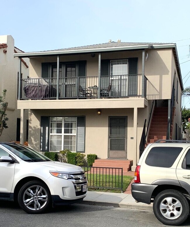 More details for 143 Pomona Ave, Long Beach, CA - Multifamily for Sale