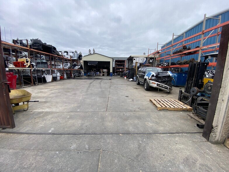 3513 Recycle Rd, Rancho Cordova, CA à louer - Photo du bâtiment - Image 3 de 12