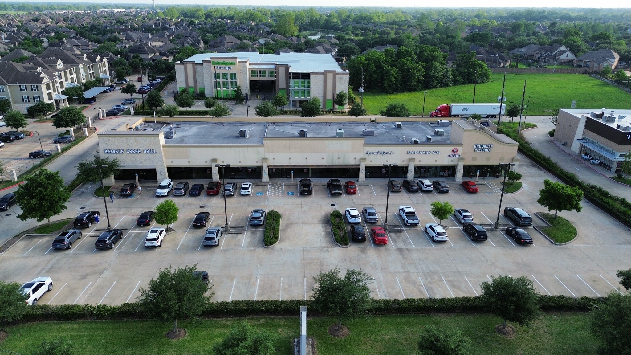 7930 W Grand Pky, Richmond, TX for lease Building Photo- Image 1 of 10