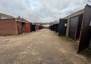 2-12 Rear of Station Way, Buckhurst Hill for lease Building Photo- Image 2 of 4