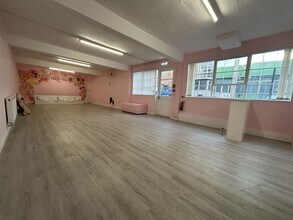 Elliott Rd, Plymouth à louer Photo intérieure- Image 2 de 3