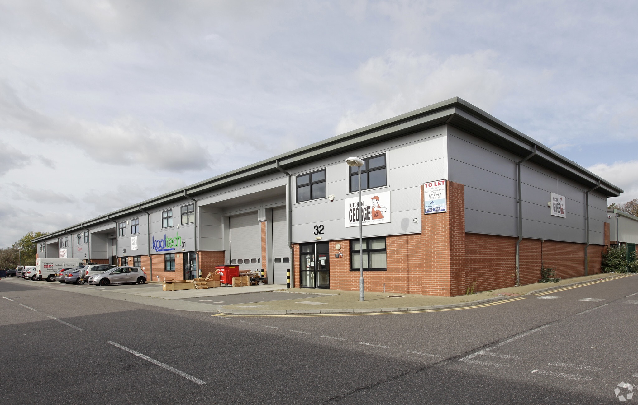 Bourne Rd, Crayford for lease Primary Photo- Image 1 of 9