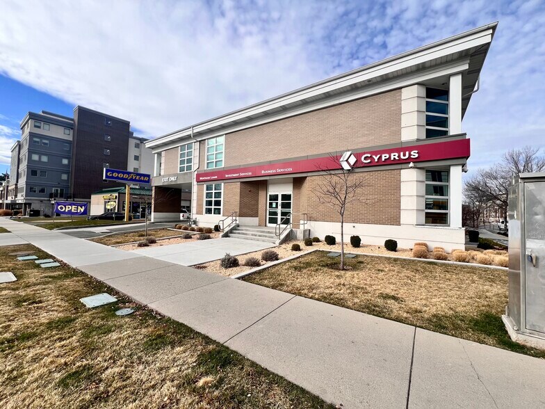 480 E 400 S, Salt Lake City, UT for lease - Building Photo - Image 2 of 10