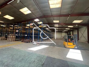 Industriel dans Mitry-Mory à louer Photo intérieure- Image 1 de 3