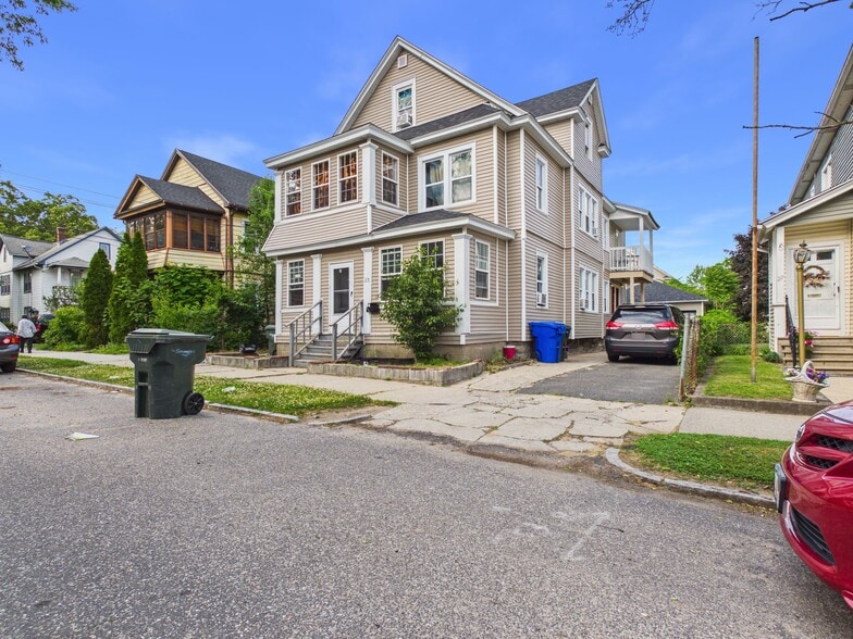 Forest Park Multifamily Portfolio portefeuille de 1 propriétés à vendre sur LoopNet.ca - Photo du bâtiment - Image 2 de 12
