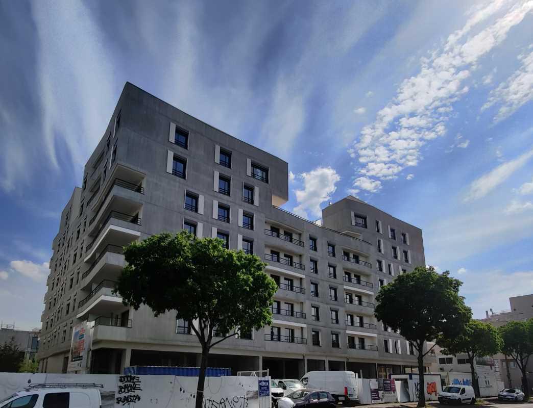 Office in Villeurbanne for lease Building Photo- Image 1 of 8